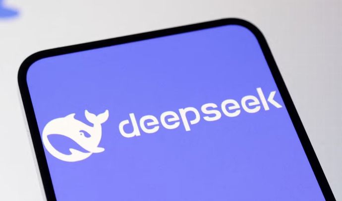 中国製AI「DeepSeek」は政府の好まない相手向けにわざと低品質な回答を出力している可能性！