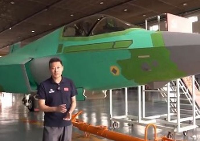 中国国営メディアは、J-35A戦闘機が低率初期生産(LRIP)段階に…中国兵器雑談！