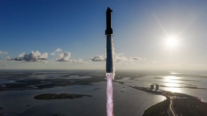 スペースX、「スターシップ」次期モデルに注力へ…推進系を全面的に改修！