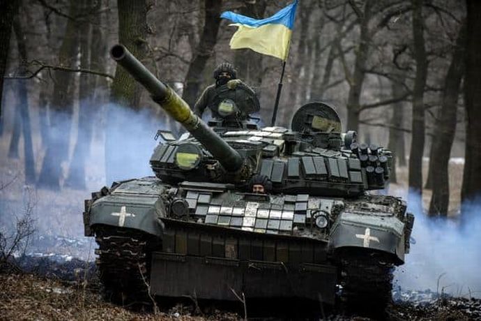 東部バフムト、ロシア軍の前進確認できず…身動きとれなくなってきてる模様！