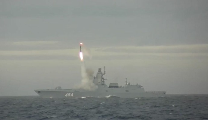ロシア国防省、オデーサ港のミサイル攻撃認める…軍事施設を巡航ミサイル「カリブル」で攻撃！