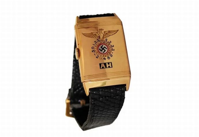 アドルフ・ヒトラー所有の腕時計、米オークションで1億4000万円超で落札！