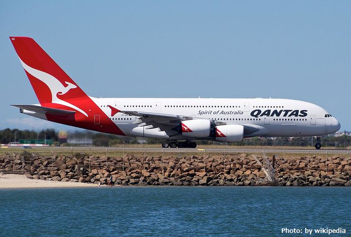 ダクトテープで補強された飛行機の翼、ネット上で物議醸すも「正規の方法」だった！