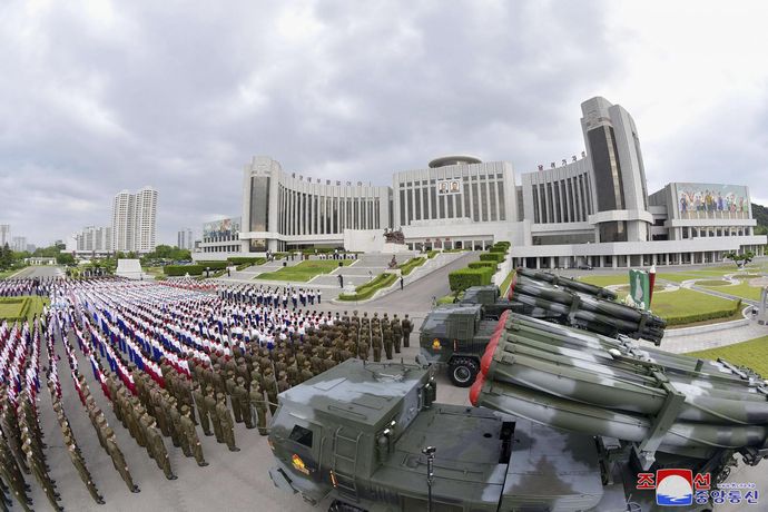 北朝鮮軍に少年団体が多連装ロケット砲「少年号」を寄贈…すぐに配備へ！