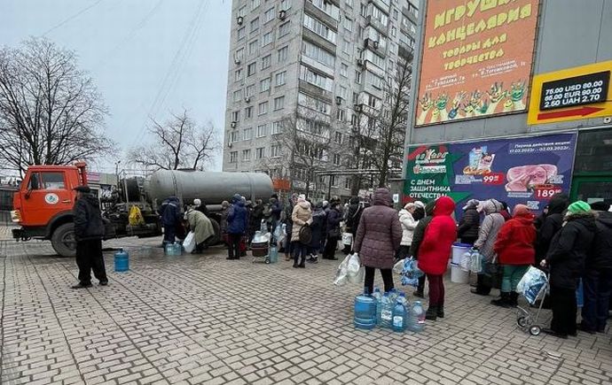 ドネツク地域の占領当局、飲料水供給の「代替」として鉱山水を利用！