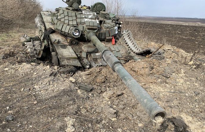 古いT-72BA戦車を使い果たしたロシア部隊、さらに古いT-72Bを投入！