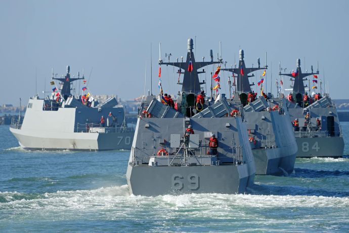 中華民国陸海空軍将兵は国家の安全を守りぬく！