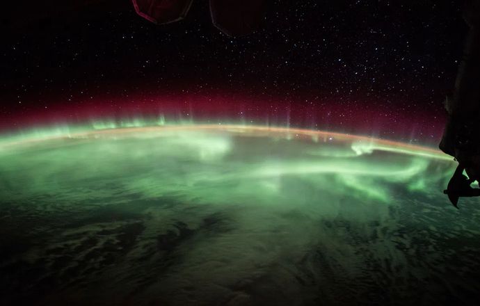 地球の磁気バリアに「大穴」…ここ11年で急拡大していた模様！