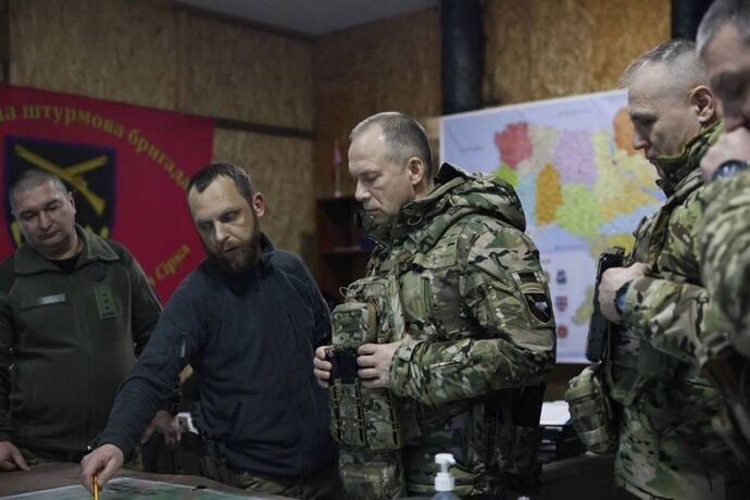 ザルジニー大将の後任にオレクサンドル・シルスキー司令官を任命…ウクライナ軍！