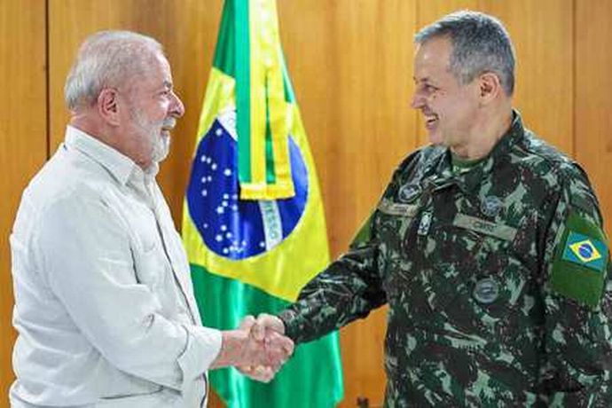 ブラジル政府、陸軍司令官を交代…議会襲撃事件で捜査妨害疑惑で！