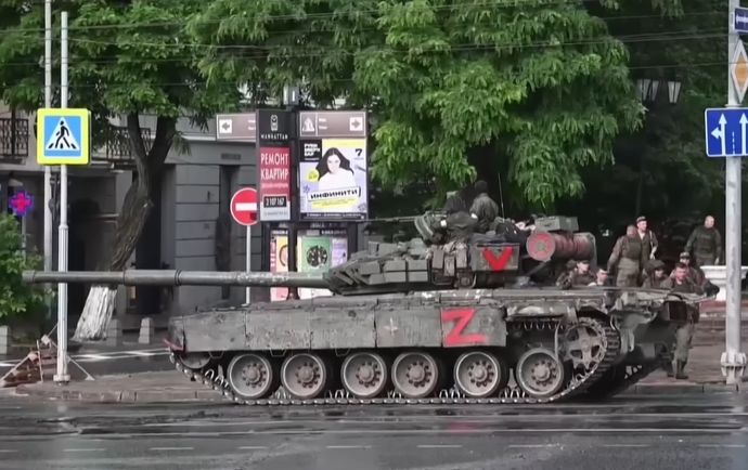 トップを失った傭兵部隊ワグネルはどうなる？…ロシア義勇軍か自由ロシア軍に合流する可能性ある？！