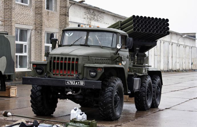 BM-21_Grad_(04)