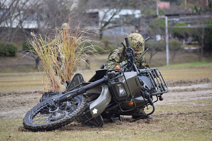1280px-JGSDF_reacon_bicycle