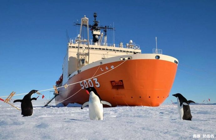 南極観測隊を乗せた海自砕氷艦「しらせ」が昭和基地に向け豪州を出発！
