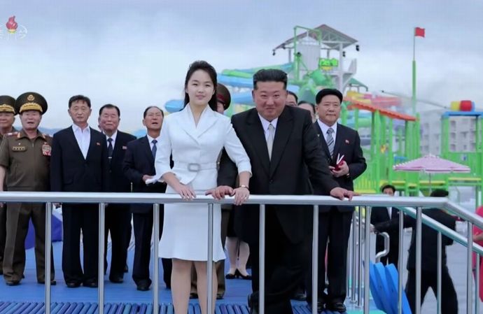 金正恩総書記の娘、13歳・165cm超「特権階級の体格」…身長＝身分、北朝鮮で背が高くなる薬人気！