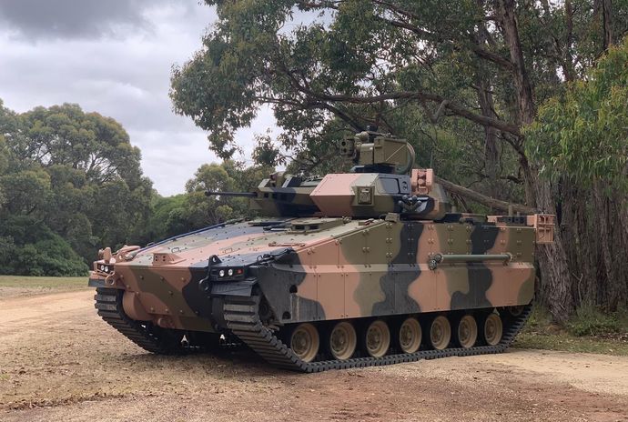 図面もなく飛び込んだ歩兵戦闘装甲車「レッドバック」、豪州に129両(3兆ウォン規模)で輸出へ！