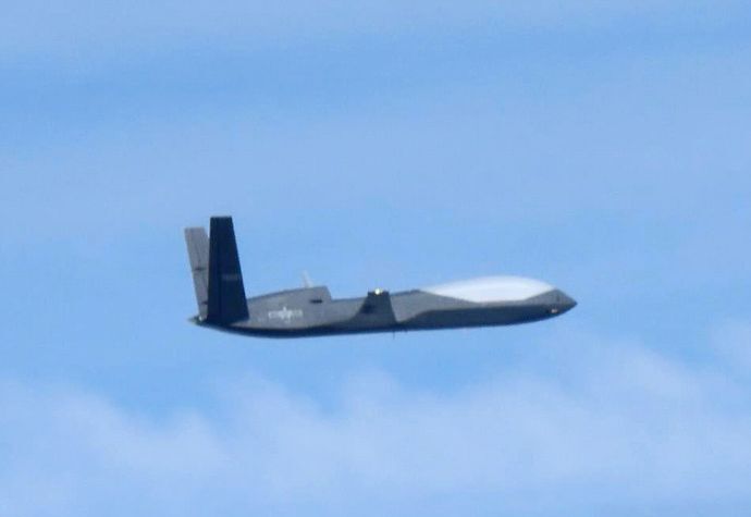 中国軍用ドローンが他国機に「なりすまし」飛行、偽の信号を送信…台湾進攻想定の演習か！