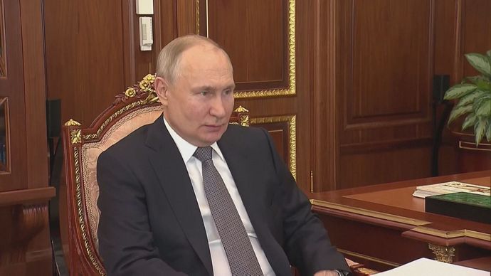 プーチン大統領「国内経済は予想以上に好調」…首相の報告を受けて！