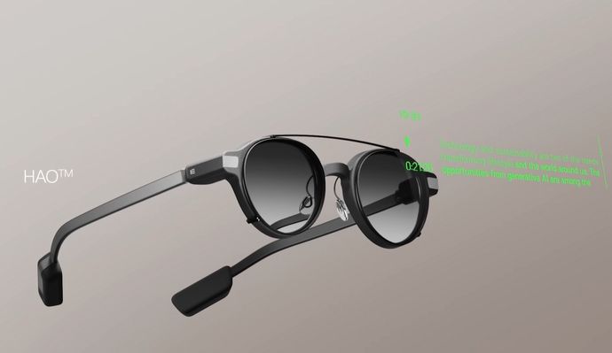 このメガネ、実は翻訳しています…リングで操作、目立たないスマートグラスが日本上陸！