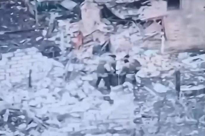ワグネル傭兵部隊内で反乱か、隊長を「シャベルで処刑」する動画拡散！