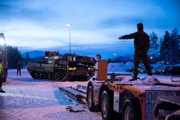 ノルウェー国防省、レオパルト2戦車8両と支援車両4両をウクライナに送ったと発表！
