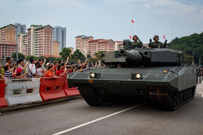 「シンガポールはなぜ日本側につくのか？」中国SNSで不満！