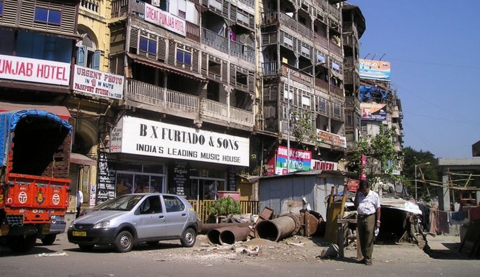 日本のGDPがインドに抜かれる見込み！