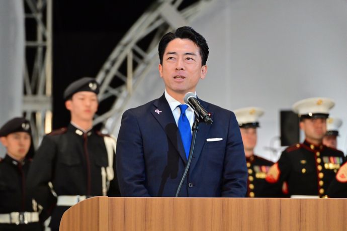 小泉防衛相「共産党が日本の弾薬の数や配備を質問してきた、そんなこと言うわけない、手の内を見せるべきではない」！
