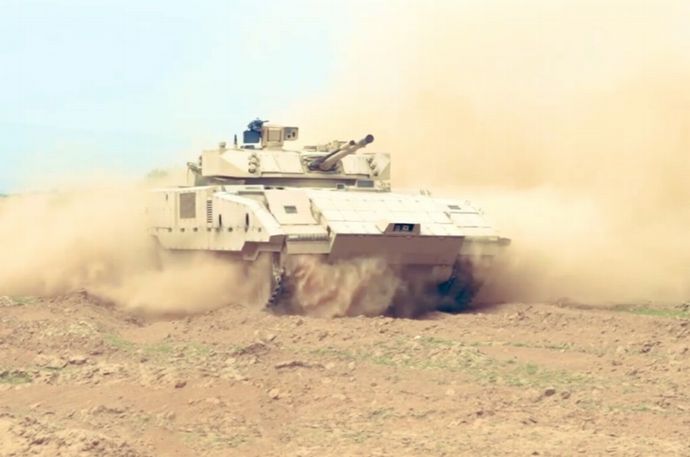中国最新鋭の重歩兵戦闘車「VN-20」…戦闘重量50トン、正面120ミリ砲、側面35ミリ砲防御！