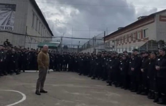 ロシア軍の受刑者らによる「突撃部隊」人的犠牲をいとわず…22年2月に42万人いた受刑者は26万人まで減少！