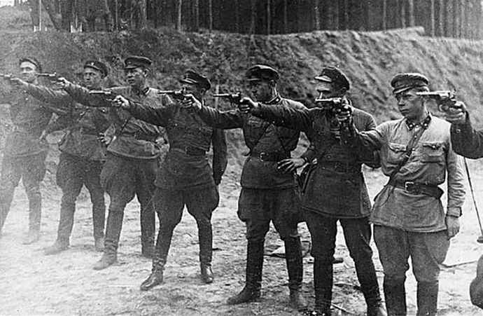 中国軍制服組トップ失脚は「旧ソ連の最高指導者スターリンの大粛清と同じだ」…大東文化大教授！