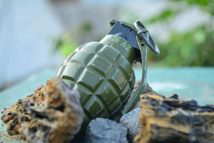 grenade-2380418_1920