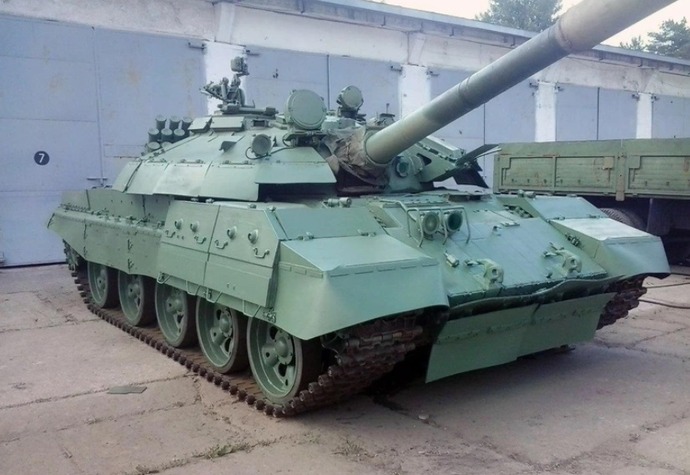 ウクライナ新開発の近代化戦車「T-62-5TDF」…主砲は何と国産120mm砲搭載可能！
