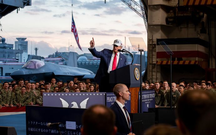 トランプ米大統領、緊急会合中にイランに核兵器発射コードを使おうとし、ケイン将軍が「ノー」と呼び掛け阻止！