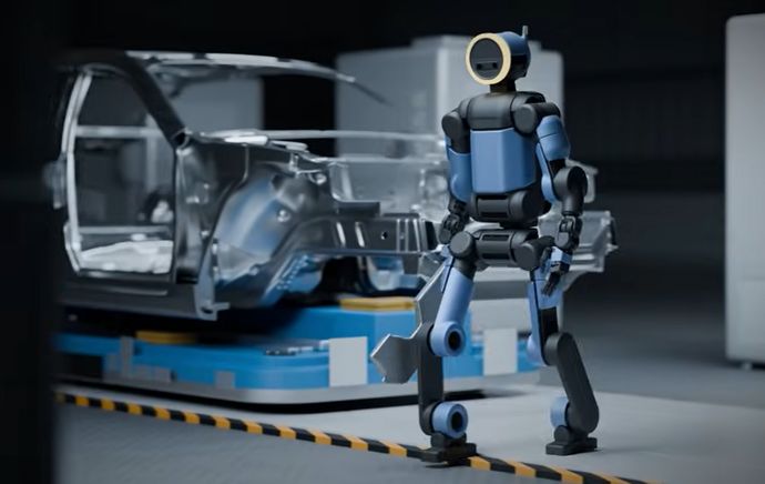 ボストン・ダイナミクスのロボット「Atlas」が進化、人間さながらの軽快な歩行でお披露目！