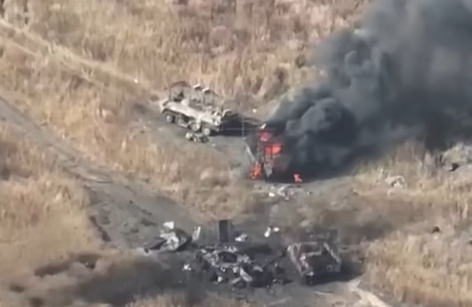 ロシア軍が車両100両で大規模攻撃、2割撃破され失敗…戦車やゴルフカートを撃破！