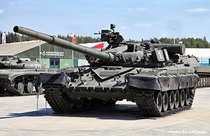 ロシア、T-80戦車の生産を20年ぶりに再開…出力1.2倍で重装甲&高機動に！