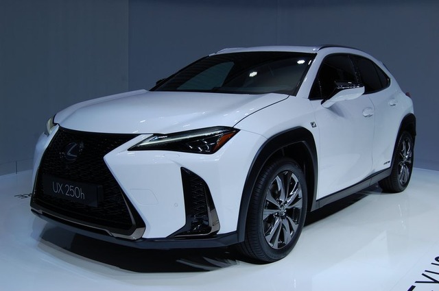 Lexus_UX