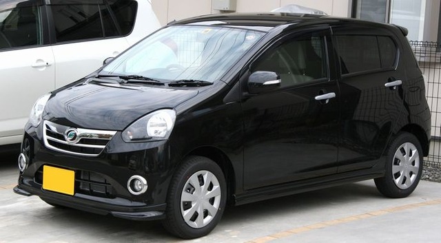 Daihatsu_Mira_e-S_Gf