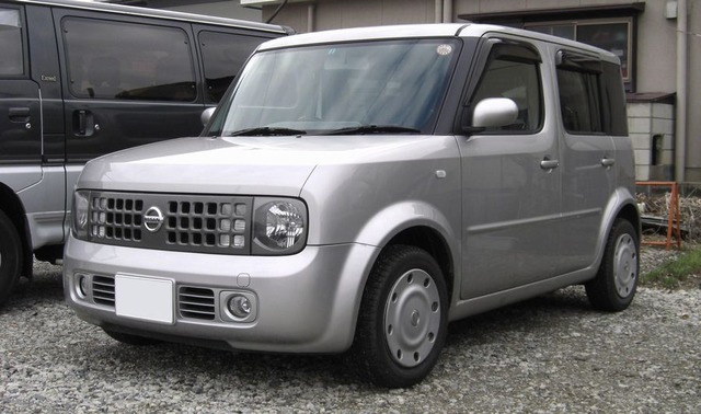 NISSAN_cube_SX_70th-II