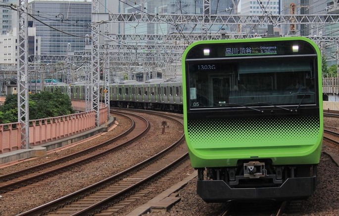 E235系_山手線@有楽町