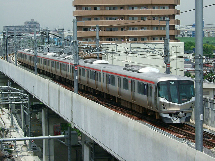800px-Tsukuba-Express-TX-2000