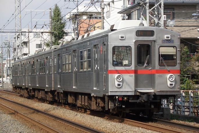 Tokyu-7700-2