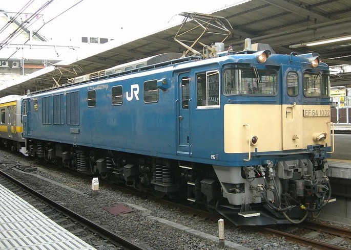 1280px-JRE-EF64-1032_Omiya