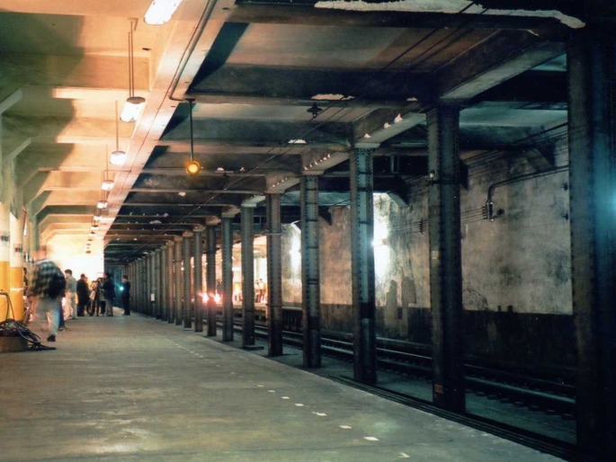 Hakubutsukan-Dobutsuen-Sta-Platform