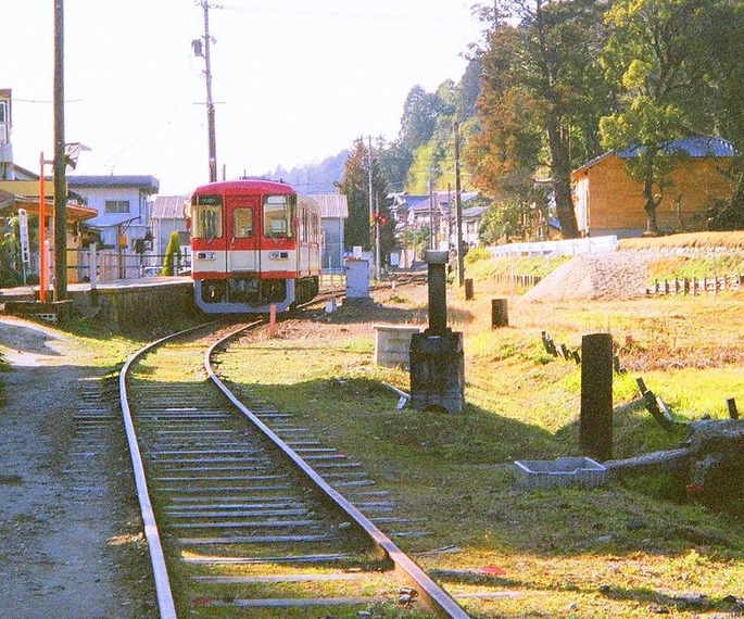 800px-Nishi-nakagane-station-2