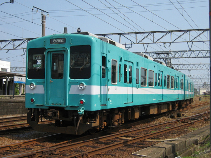 WestJapanRailwayCompanyType105Wakayama