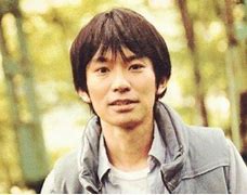 草野マサムネ 恋をしたら凡人 スピッツ恋物語 暇つぶし という名の生き方 草野マサムネ 恋をしたら凡人 スピッツ恋物語 暇つぶし という名の生き方