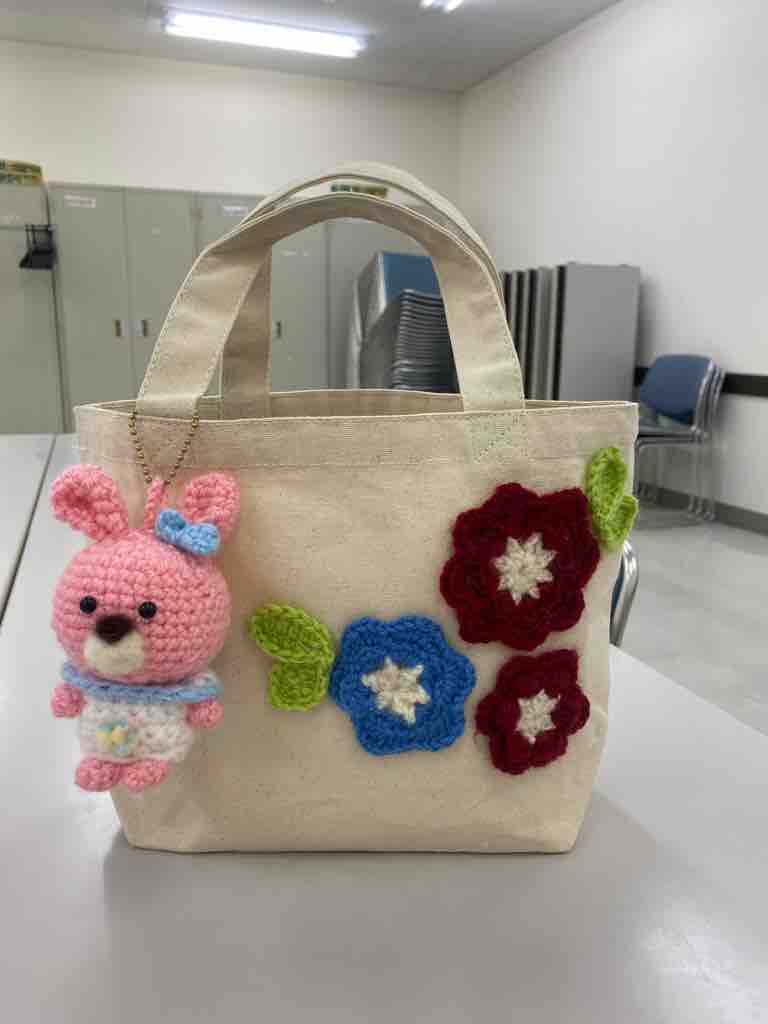 週末のレッスンの様子です 初心者さんかぎ針編みのニットカフェ Coron