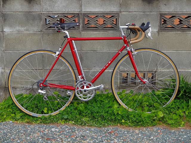 グランボア700Cタイヤを使い切る？ : コルサの毎日がヒルクライム